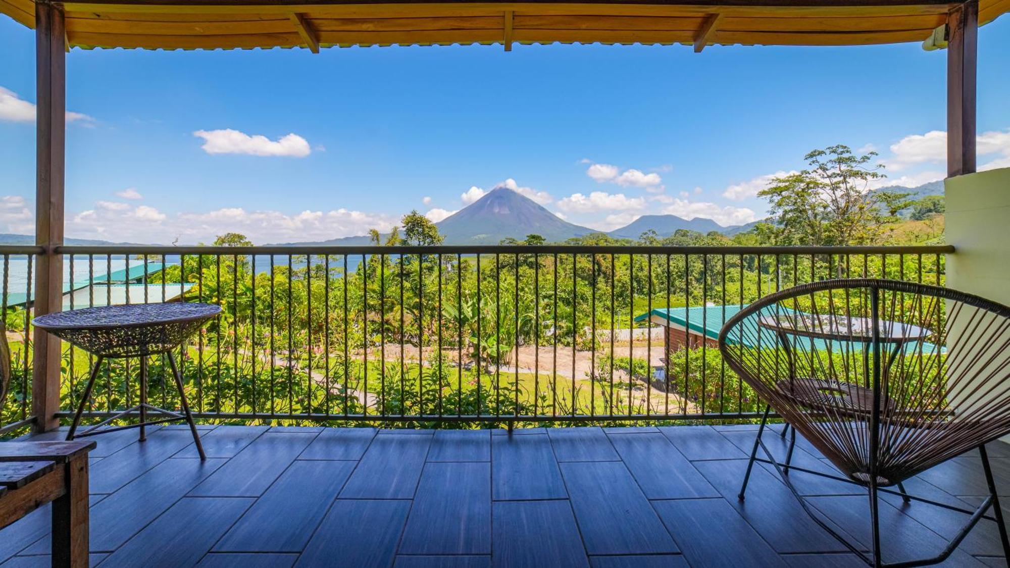 Villas Paradise Arenal Volcano Lake View El Castillo Esterno foto